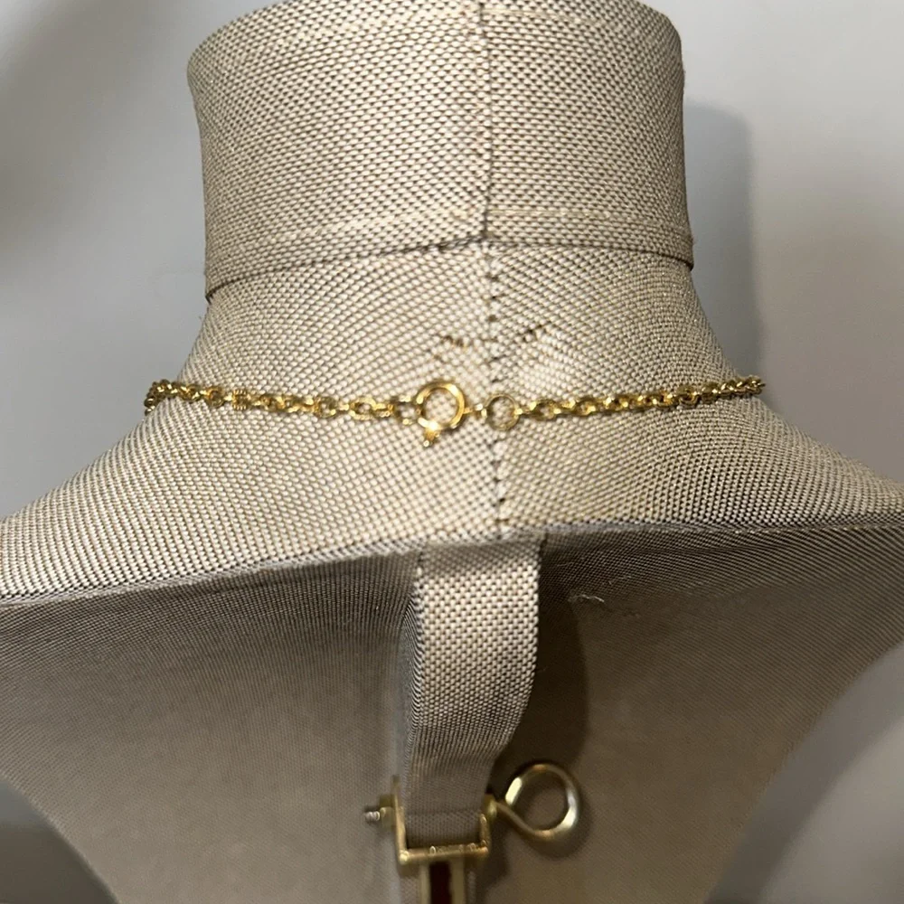 Vintage Gold Tone 3 Tassel Necklace 24” Long‎